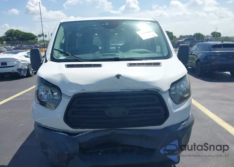 2017 Ford Transit-250 z USA, uszkodzony, nr VIN 1FTYR1ZM4HKA21258